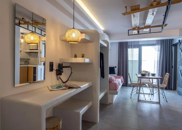 Sienalice Naxos Next To The Apartment *