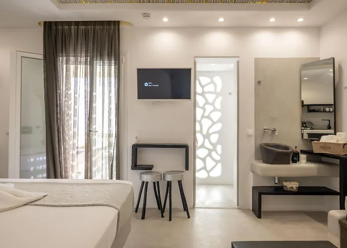 Sienalice Naxos Next To The Apartment Naxos City