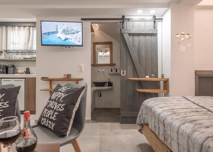 Sienalice Naxos Next To The Naxos City