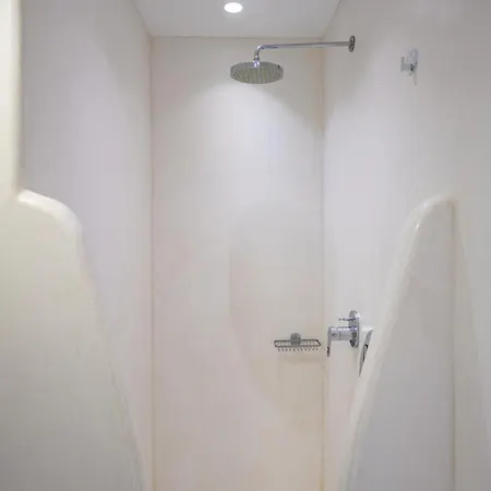 Sienalice Naxos Next To The Naxos City