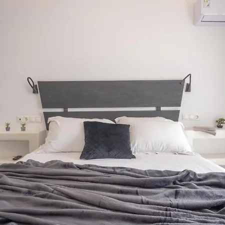 Sienalice Naxos Next To The Naxos City