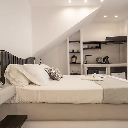 Sienalice Naxos Next To The *