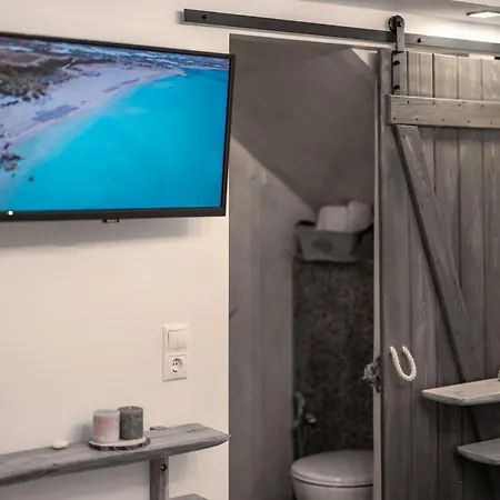 Sienalice Naxos Next To The