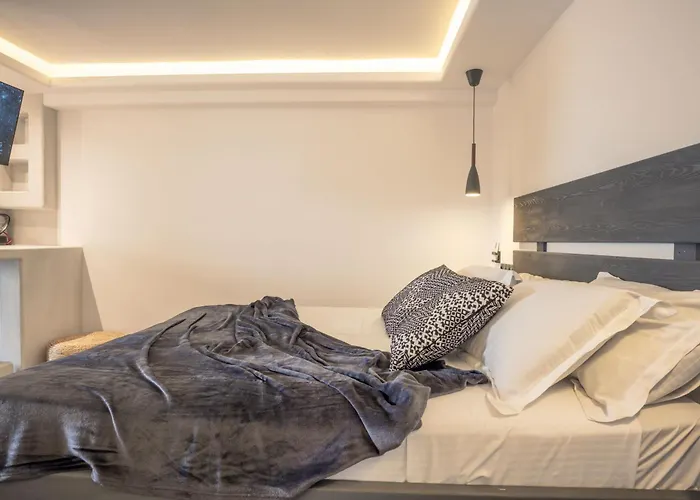 Sienalice Naxos Next To The Apartment Naxos City