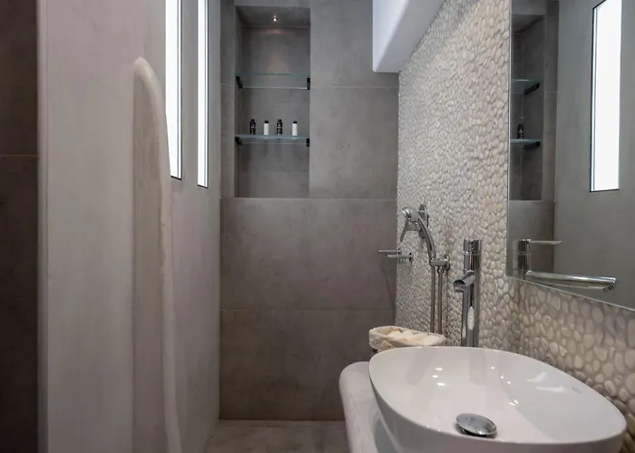 Sienalice Naxos Next To The Naxos City