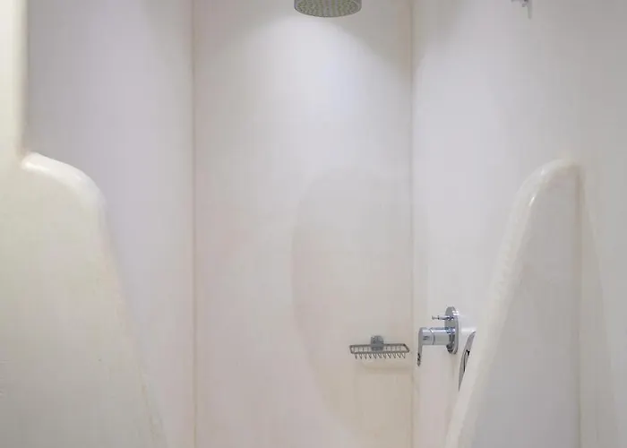 Sienalice Naxos Next To The Naxos City