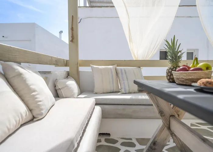 Sienalice Naxos Next To The Naxos City